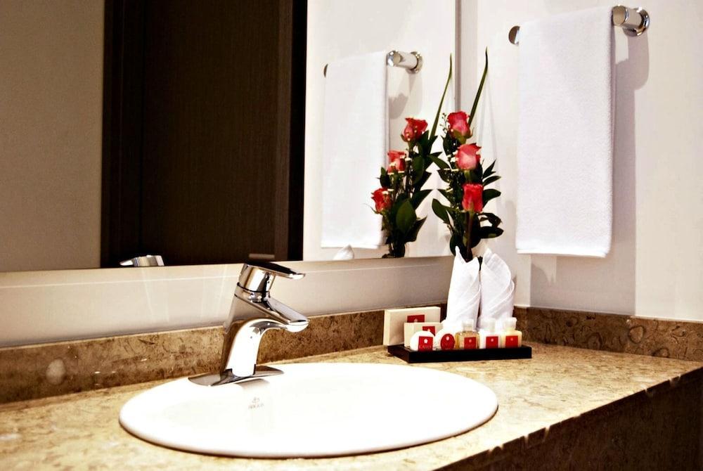 Best Western Calleja Suites Bogotá Zewnętrze zdjęcie